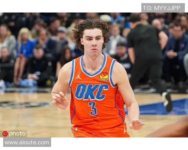 约什吉迪带领年轻球队崛起展现全能球技与领导力 约什吉迪带领年轻球队崛起展现全能球技与领导力