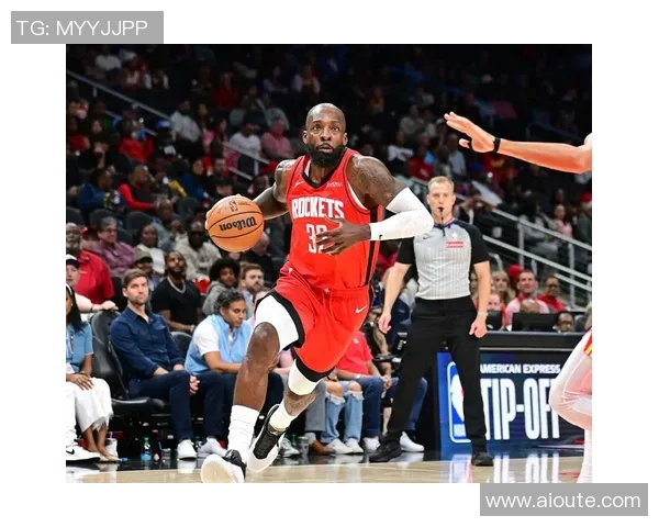 2017年NBA季后赛老鹰与火箭激战回顾精彩瞬间与球员表现分析
