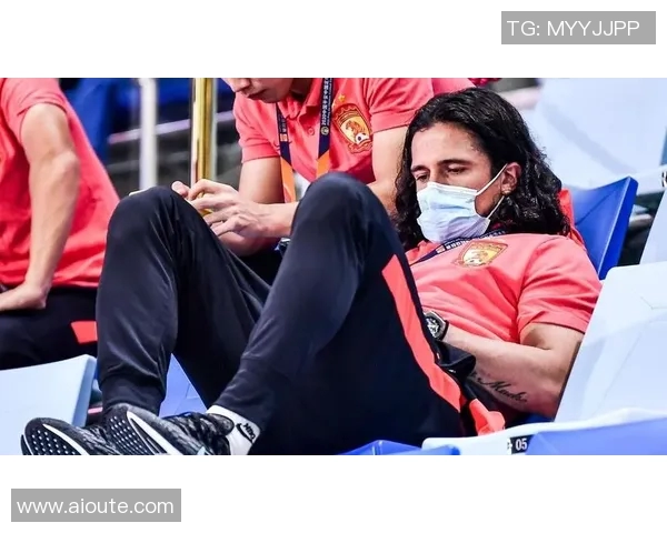 埃菲斯与巴塞罗那激战正酣比分揭晓引发球迷热议