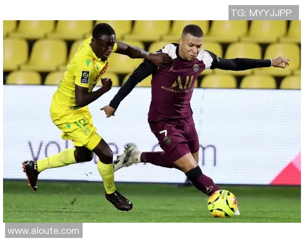 帕里斯圣日耳曼击败里尔取得五连胜,领跑法甲积分榜