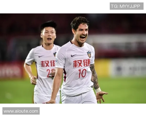 权健与巴塞尔激战正酣比分悬念引发球迷热议 权健与巴塞尔激战正酣比分悬念引发球迷热议