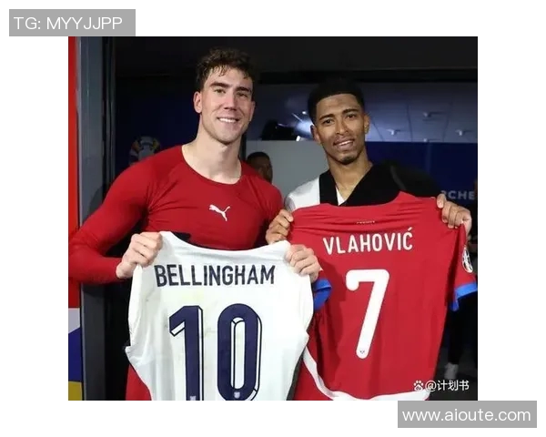 皇马与曼联国际杯巅峰对决球迷期待经典对抗盛宴 皇马与曼联国际杯巅峰对决球迷期待经典对抗盛宴