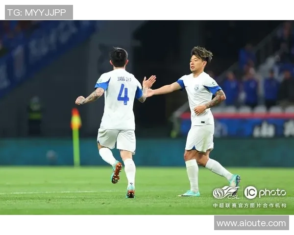 精彩足球比赛直播下半场精彩瞬间回顾与分析尽在此刻